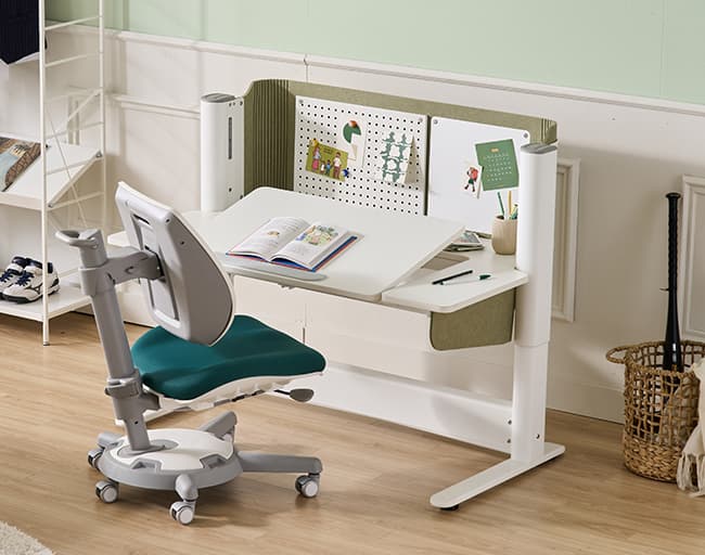F1 Flagship Growing Ergonomic Desk